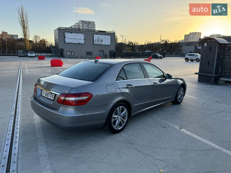 Седан Mercedes-Benz E-Class 2010 в Киеве фото 43 Седан Mercedes-Benz E-Class 2010 в Киеве