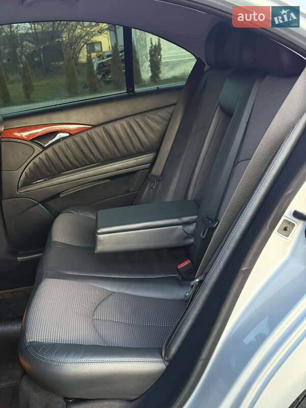 Седан Mercedes-Benz E-Class 2007 в Львові фото 39 Седан Mercedes-Benz E-Class 2007 в Львові