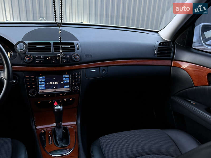 Седан Mercedes-Benz E-Class 2007 в Львові фото 48 Седан Mercedes-Benz E-Class 2007 в Львові