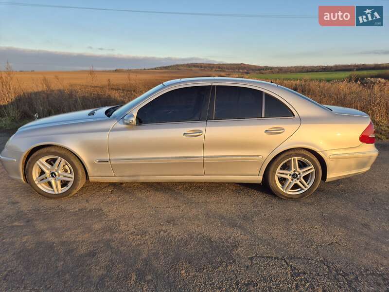 Седан Mercedes-Benz E-Class 2002 в Львові фото 4 Седан Mercedes-Benz E-Class 2002 в Львові