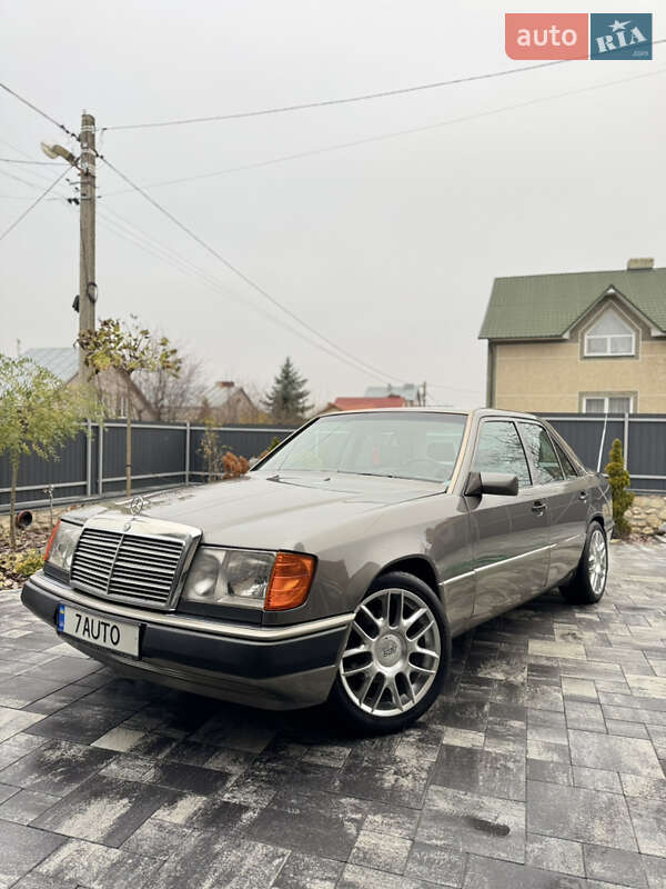 Mercedes-Benz E-Class 1991 Mercedes-Benz E-Class 1991