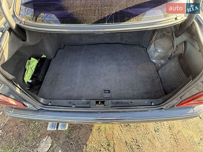 Седан Mercedes-Benz E-Class 1998 в Дубні фото 6 Седан Mercedes-Benz E-Class 1998 в Дубні