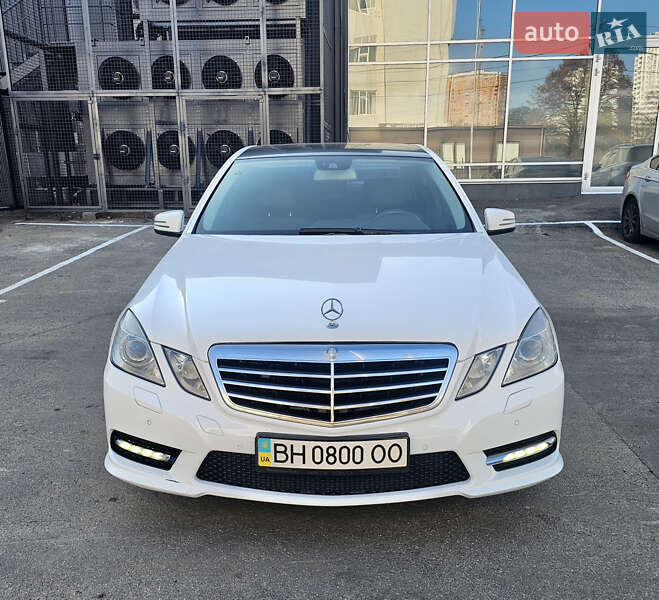 Седан Mercedes-Benz E-Class 2012 в Одесі фото 3 Седан Mercedes-Benz E-Class 2012 в Одесі