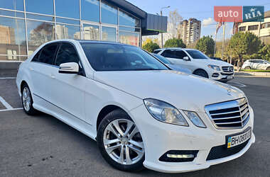 Седан Mercedes-Benz E-Class 2012 в Одесі