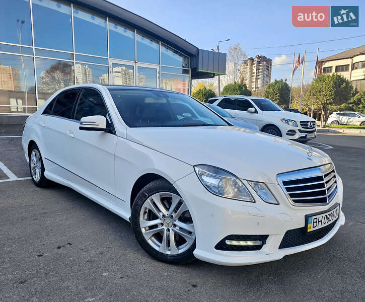 Седан Mercedes-Benz E-Class 2012 в Одесі фото Седан Mercedes-Benz E-Class 2012 в Одесі