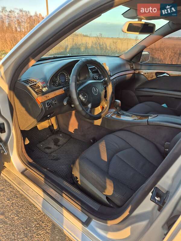 Седан Mercedes-Benz E-Class 2002 в Львові фото 15 Седан Mercedes-Benz E-Class 2002 в Львові