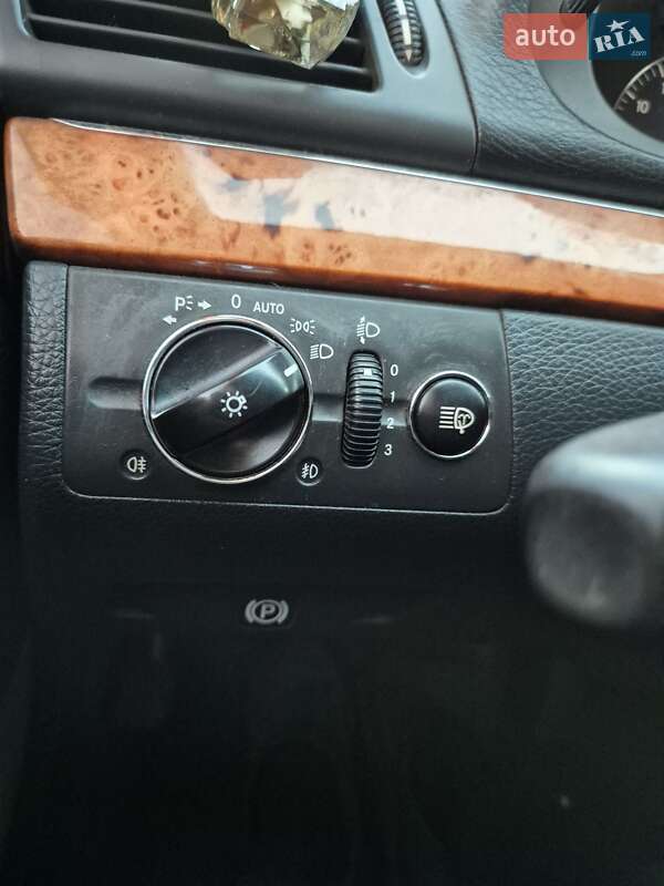 Седан Mercedes-Benz E-Class 2002 в Львові фото 25 Седан Mercedes-Benz E-Class 2002 в Львові