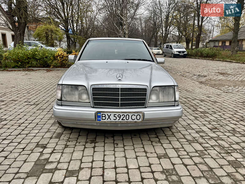Седан Mercedes-Benz E-Class 1995 в Хотині фото Седан Mercedes-Benz E-Class 1995 в Хотині