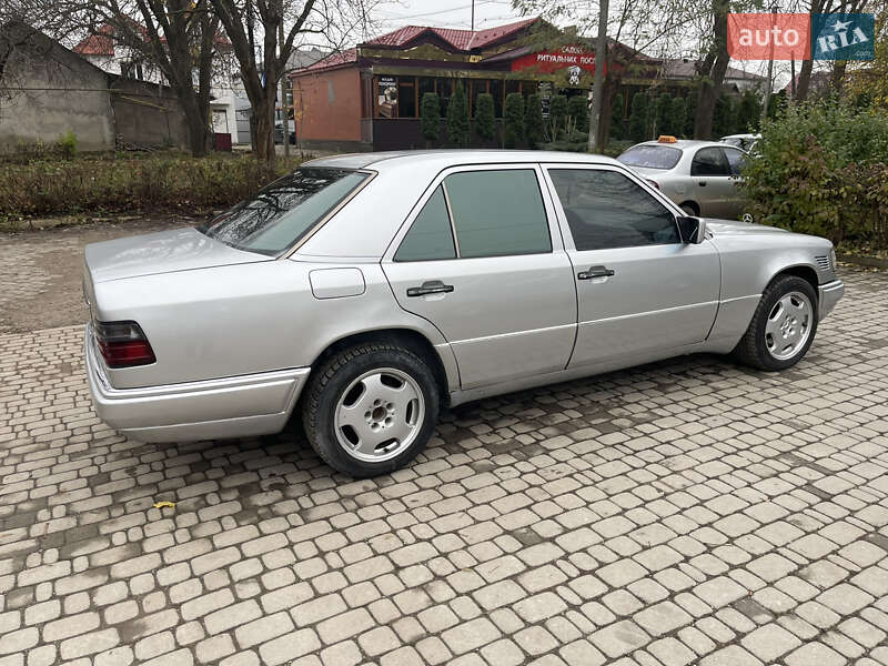 Седан Mercedes-Benz E-Class 1995 в Хотині фото 9 Седан Mercedes-Benz E-Class 1995 в Хотині