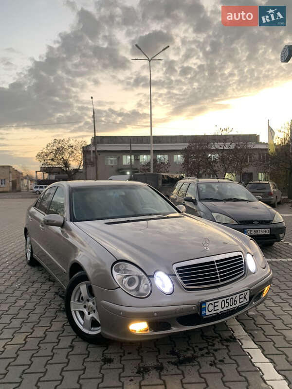 Mercedes-Benz E-Class 2002 Mercedes-Benz E-Class 2002