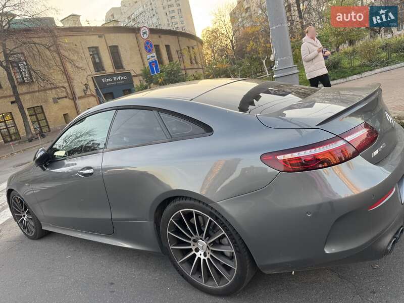 Купе Mercedes-Benz E-Class 2020 в Киеве фото 4 Купе Mercedes-Benz E-Class 2020 в Киеве