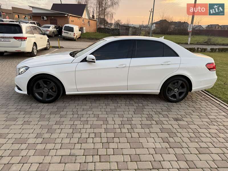 Седан Mercedes-Benz E-Class 2013 в Чернівцях фото 6 Седан Mercedes-Benz E-Class 2013 в Чернівцях