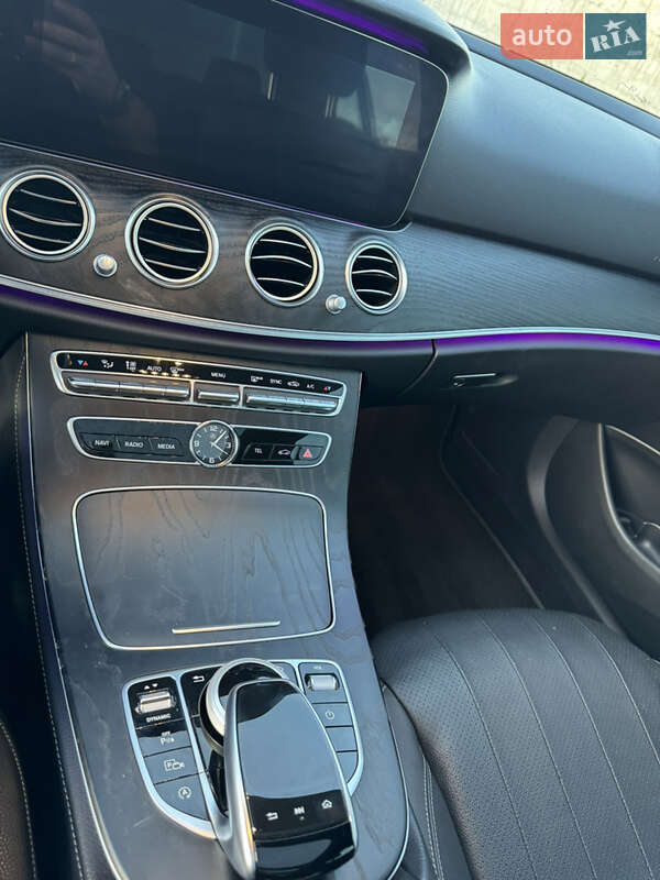 Седан Mercedes-Benz E-Class 2019 в Львове фото 20 Седан Mercedes-Benz E-Class 2019 в Львове