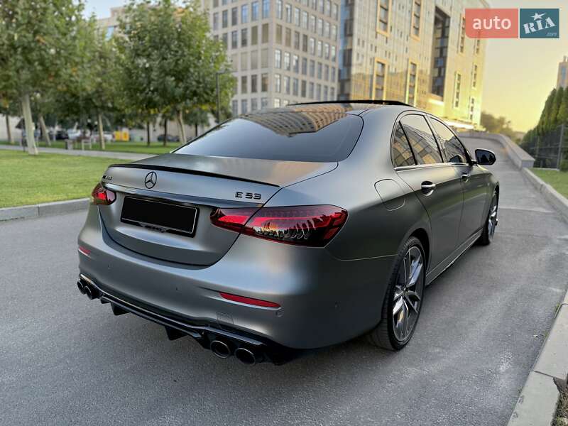 Седан Mercedes-Benz E-Class 2022 в Дніпрі