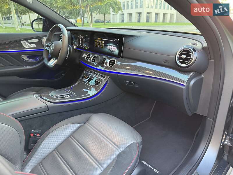 Седан Mercedes-Benz E-Class 2022 в Дніпрі