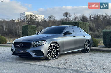 Седан Mercedes-Benz E-Class 2017 в Днепре