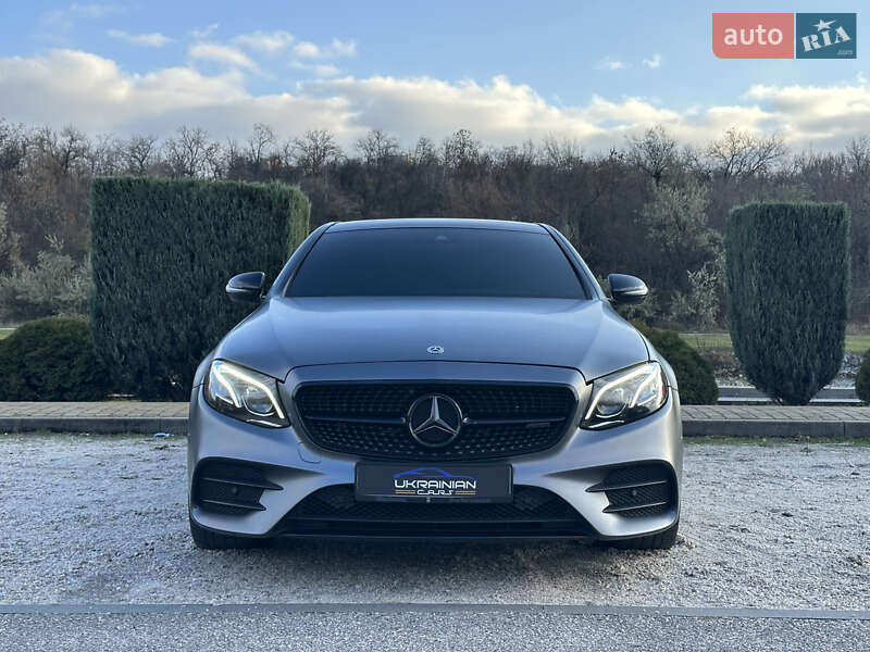 Седан Mercedes-Benz E-Class 2017 в Днепре