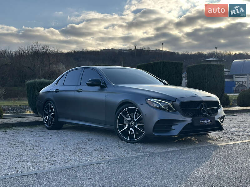 Седан Mercedes-Benz E-Class 2017 в Днепре