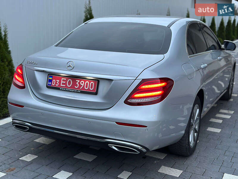 Седан Mercedes-Benz E-Class 2017 в Ужгороді фото 5 Седан Mercedes-Benz E-Class 2017 в Ужгороді