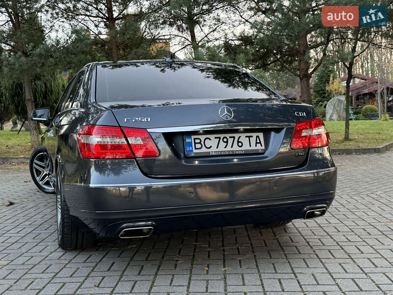 Седан Mercedes-Benz E-Class 2012 в Дрогобыче