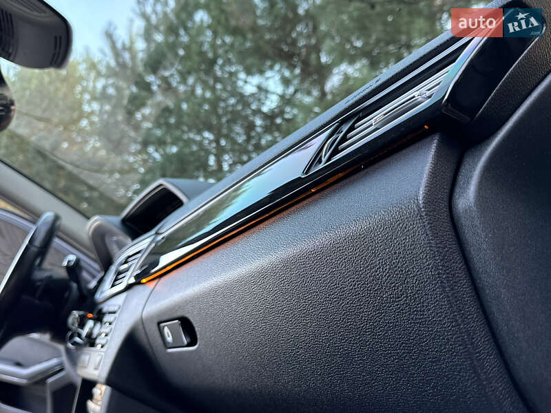Седан Mercedes-Benz E-Class 2012 в Дрогобыче