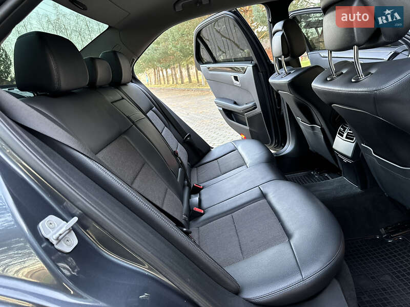 Седан Mercedes-Benz E-Class 2012 в Дрогобыче