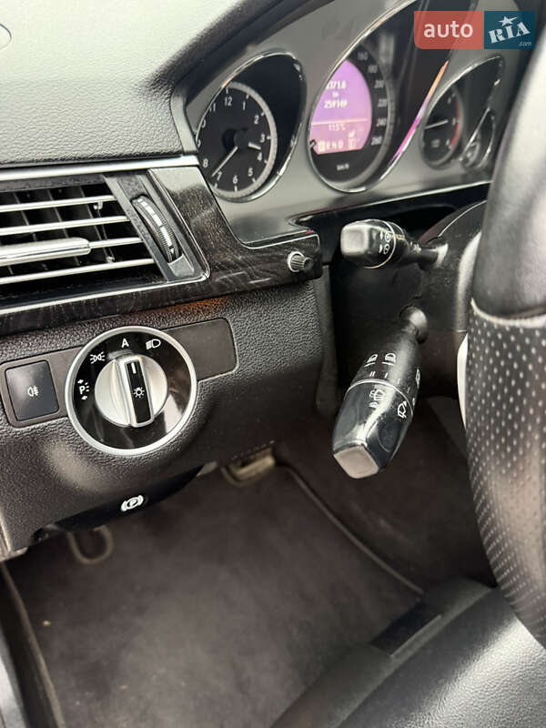 Седан Mercedes-Benz E-Class 2011 в Бориславі фото 24 Седан Mercedes-Benz E-Class 2011 в Бориславі