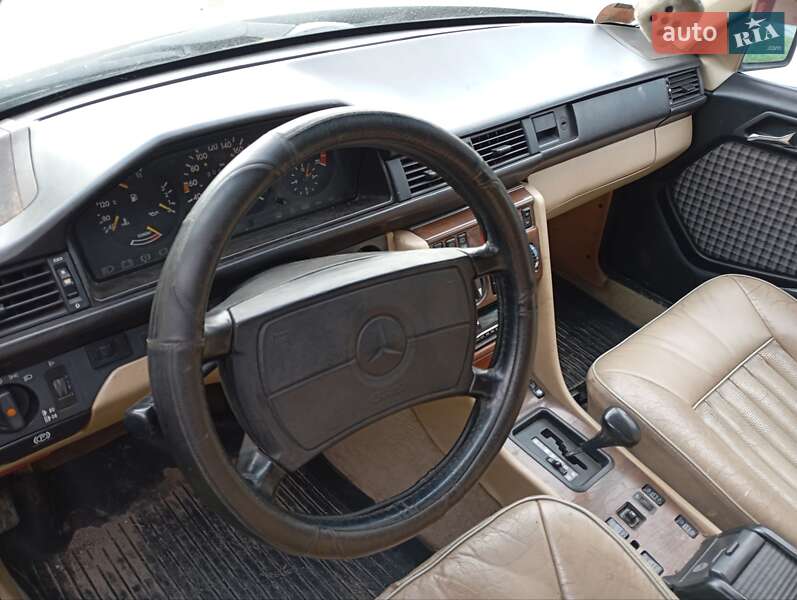 Универсал Mercedes-Benz E-Class 1989 в Ратным