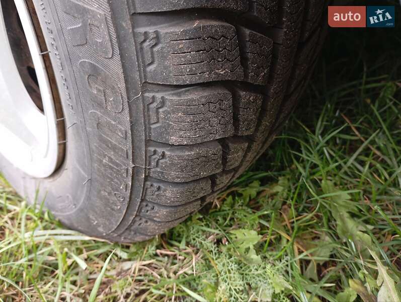 Универсал Mercedes-Benz E-Class 1989 в Ратным