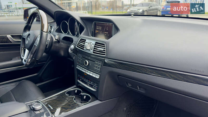 Купе Mercedes-Benz E-Class 2015 в Києві фото 34 Купе Mercedes-Benz E-Class 2015 в Києві