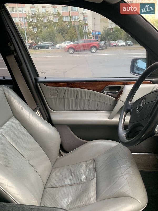 Седан Mercedes-Benz E-Class 1997 в Києві фото 12 Седан Mercedes-Benz E-Class 1997 в Києві