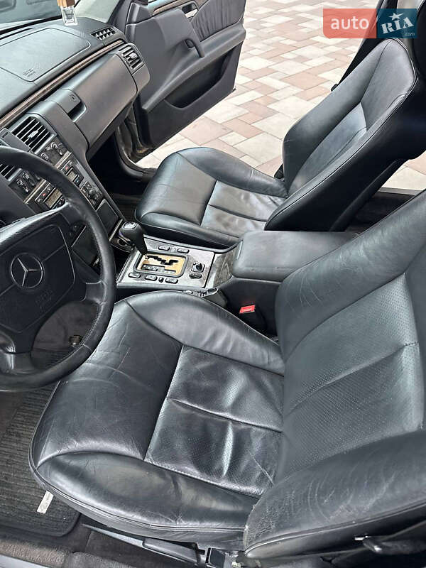 Седан Mercedes-Benz E-Class 1998 в Черкассах