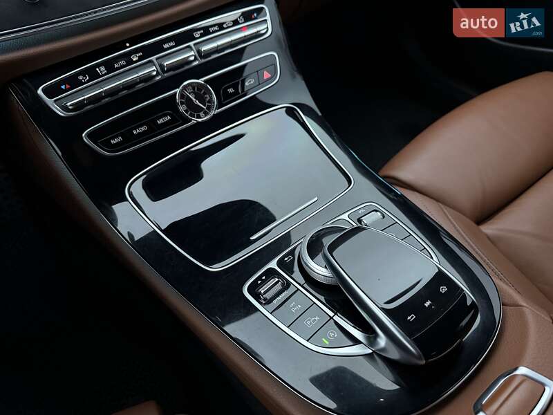 Седан Mercedes-Benz E-Class 2017 в Дніпрі фото 26 Седан Mercedes-Benz E-Class 2017 в Дніпрі