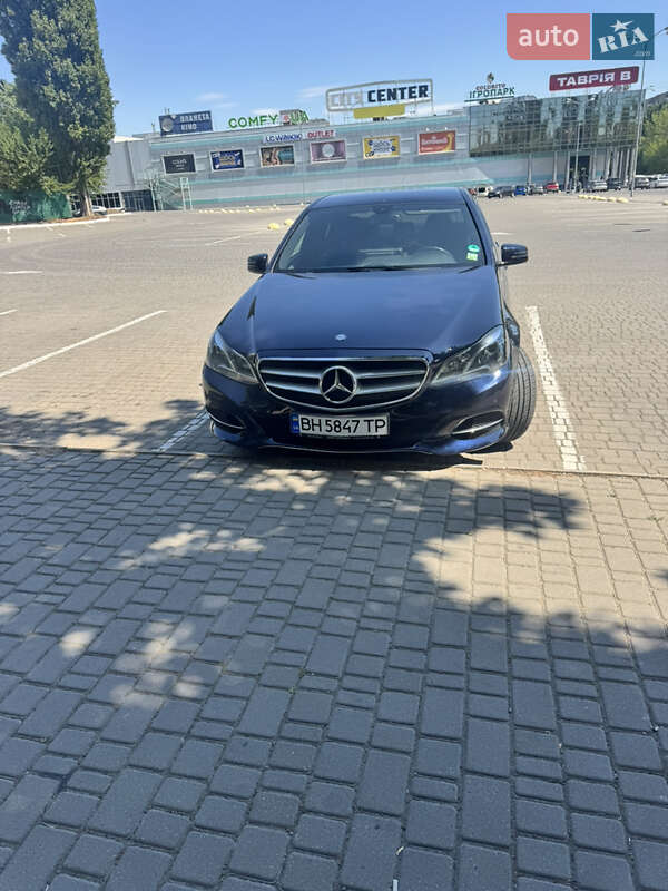 Седан Mercedes-Benz E-Class 2013 в Одессе фото 3 Седан Mercedes-Benz E-Class 2013 в Одессе