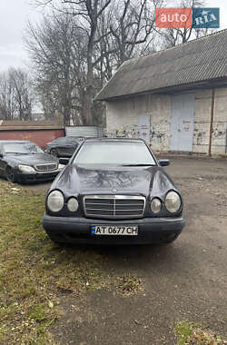 Седан Mercedes-Benz E-Class 1999 в Коломиї