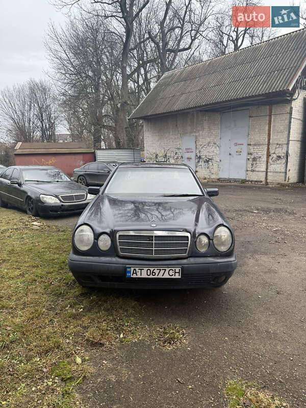Mercedes-Benz E-Class 1999
