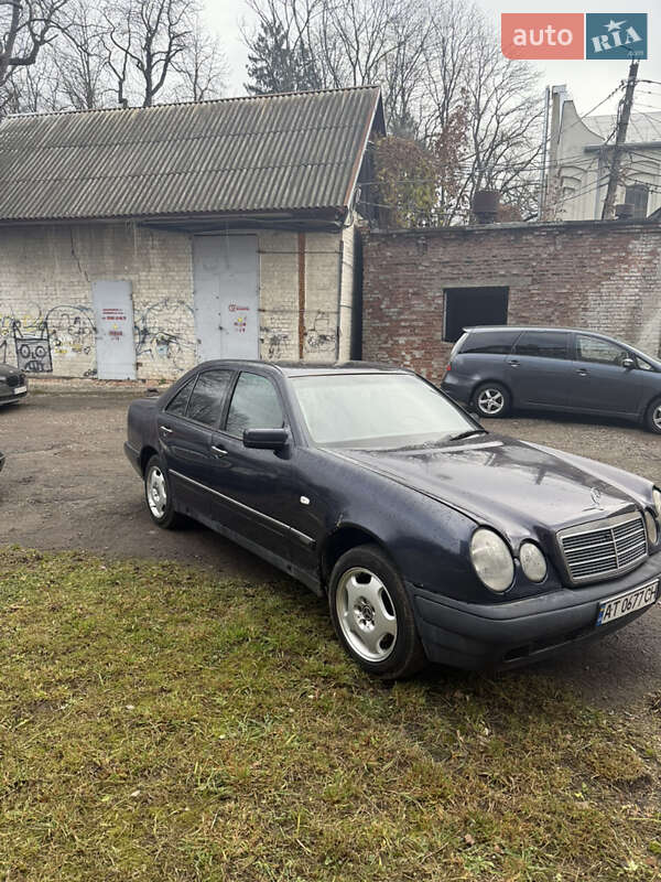 Седан Mercedes-Benz E-Class 1999 в Коломые фото 2 Седан Mercedes-Benz E-Class 1999 в Коломые