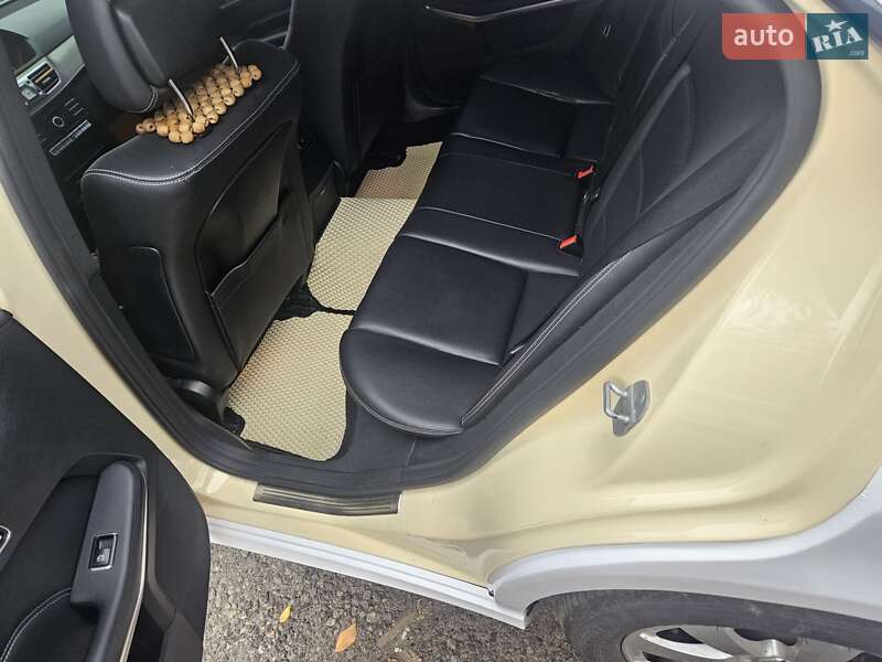 Седан Mercedes-Benz E-Class 2015 в Виннице