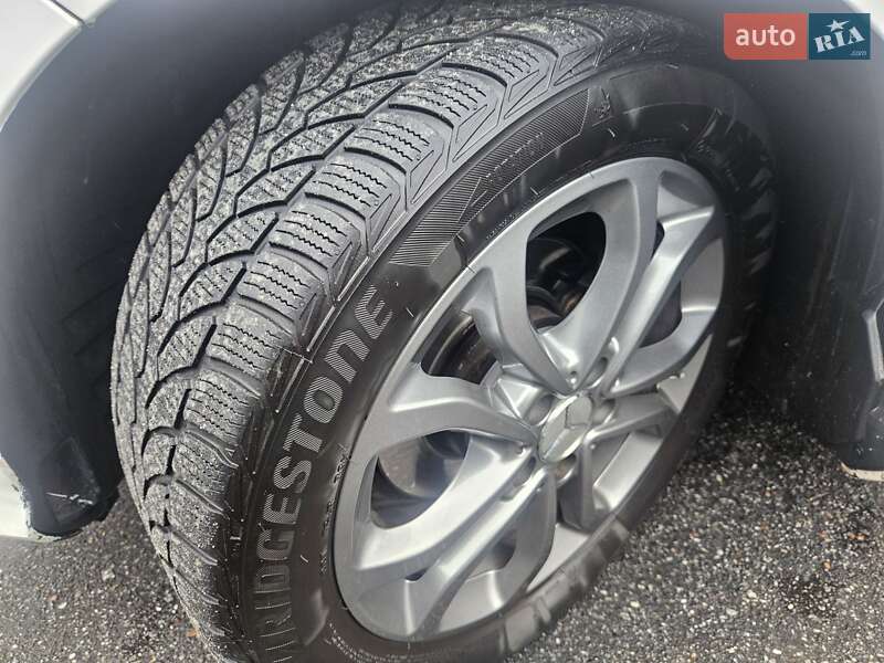 Седан Mercedes-Benz E-Class 2015 в Виннице