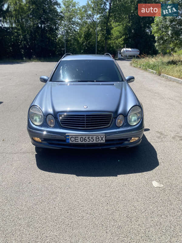 Mercedes-Benz E-Class 2004