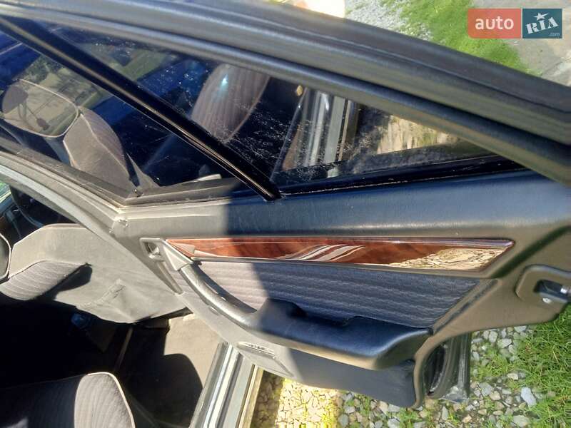 Седан Mercedes-Benz E-Class 1992 в Косове фото 9 Седан Mercedes-Benz E-Class 1992 в Косове
