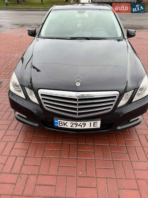 Седан Mercedes-Benz E-Class 2009 в Ровно фото 12 Седан Mercedes-Benz E-Class 2009 в Ровно