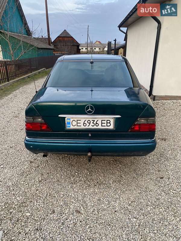 Седан Mercedes-Benz E-Class 1995 в Чернівцях фото 2 Седан Mercedes-Benz E-Class 1995 в Чернівцях
