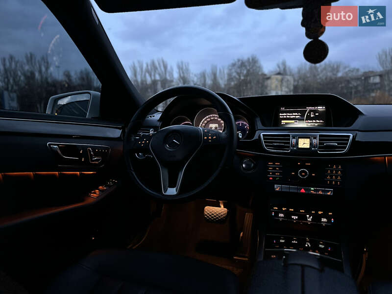 Седан Mercedes-Benz E-Class 2015 в Запорожье фото 18 Седан Mercedes-Benz E-Class 2015 в Запорожье