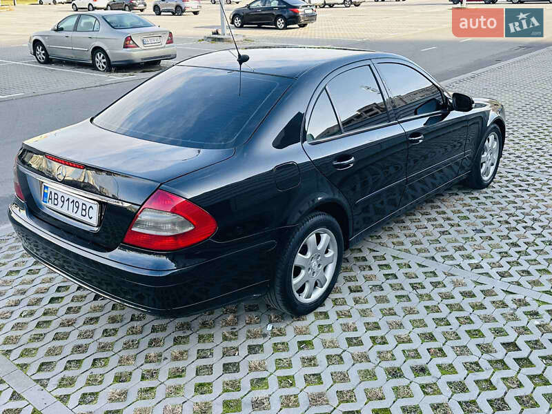 Седан Mercedes-Benz E-Class 2008 в Киеве