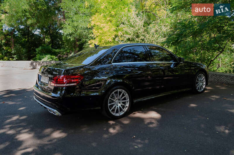 Седан Mercedes-Benz E-Class 2014 в Одесі