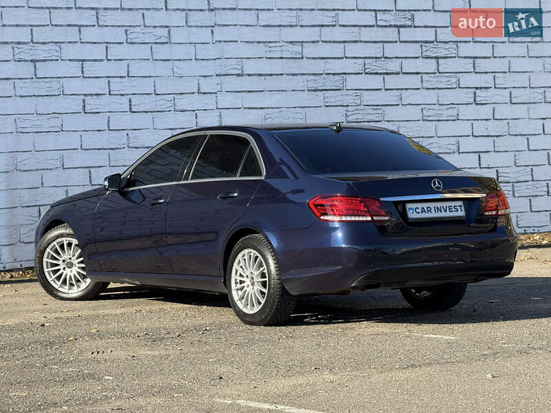 Седан Mercedes-Benz E-Class 2015 в Киеве