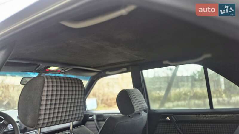 Седан Mercedes-Benz E-Class 1994 в Гостомелі