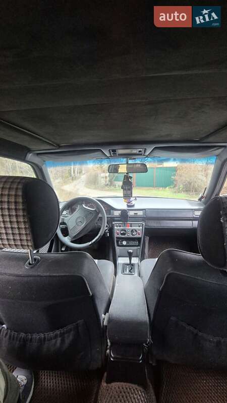 Седан Mercedes-Benz E-Class 1994 в Гостомелі
