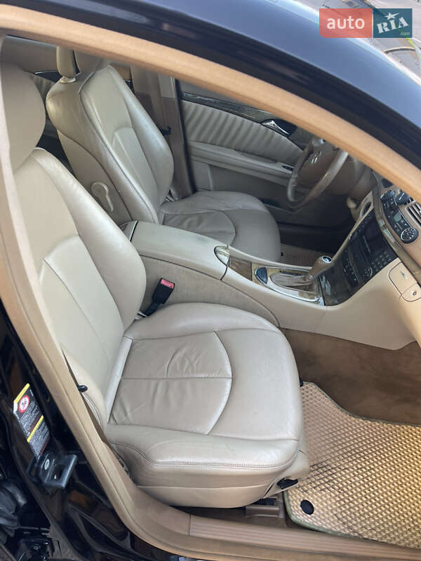 Седан Mercedes-Benz E-Class 2008 в Киеве